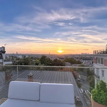 House With Rooftop And Hot Tub Eiffel Tower View * Париж