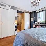 Vakantiehuis House With Rooftop Eiffel Tower View