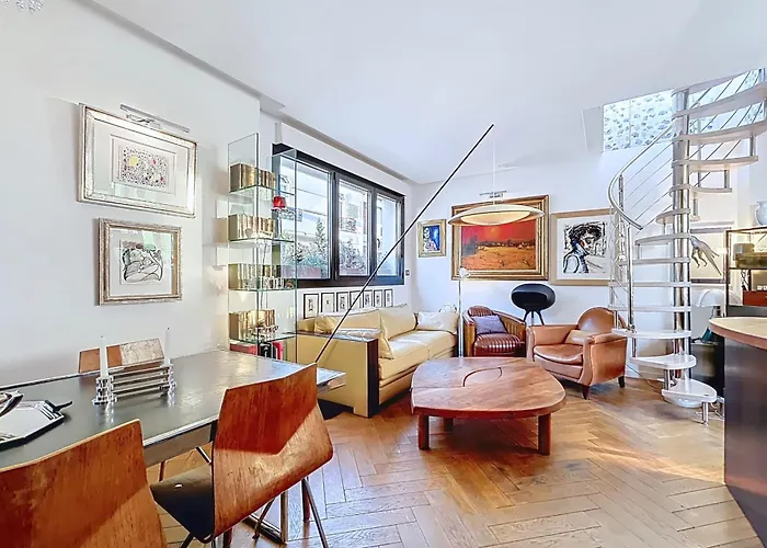 בית נופש House With Rooftop Eiffel Tower View פריז